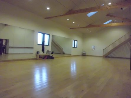 Salle de danse : les casernes, Sauve
